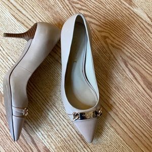 Coach 3” tan heels